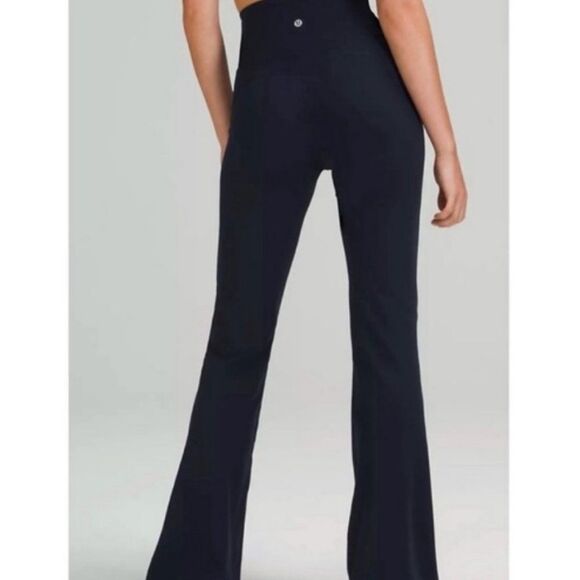 LULULEMON 2022 Groove Pant Flare Super High Rise Legging Segment Emboss Black 4 - Picture 3 of 8